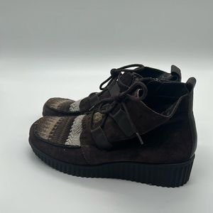 Womens size 7 Brown Aerosoles